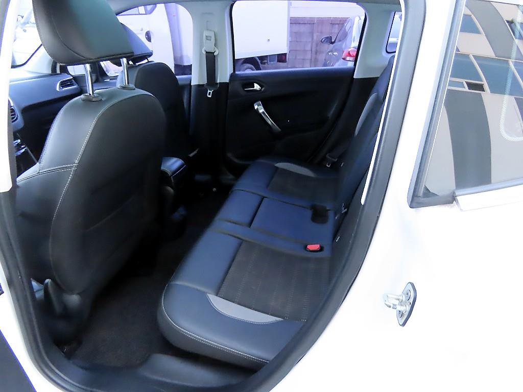 푸조 2008 1.6 e-HDi - 이미지 11