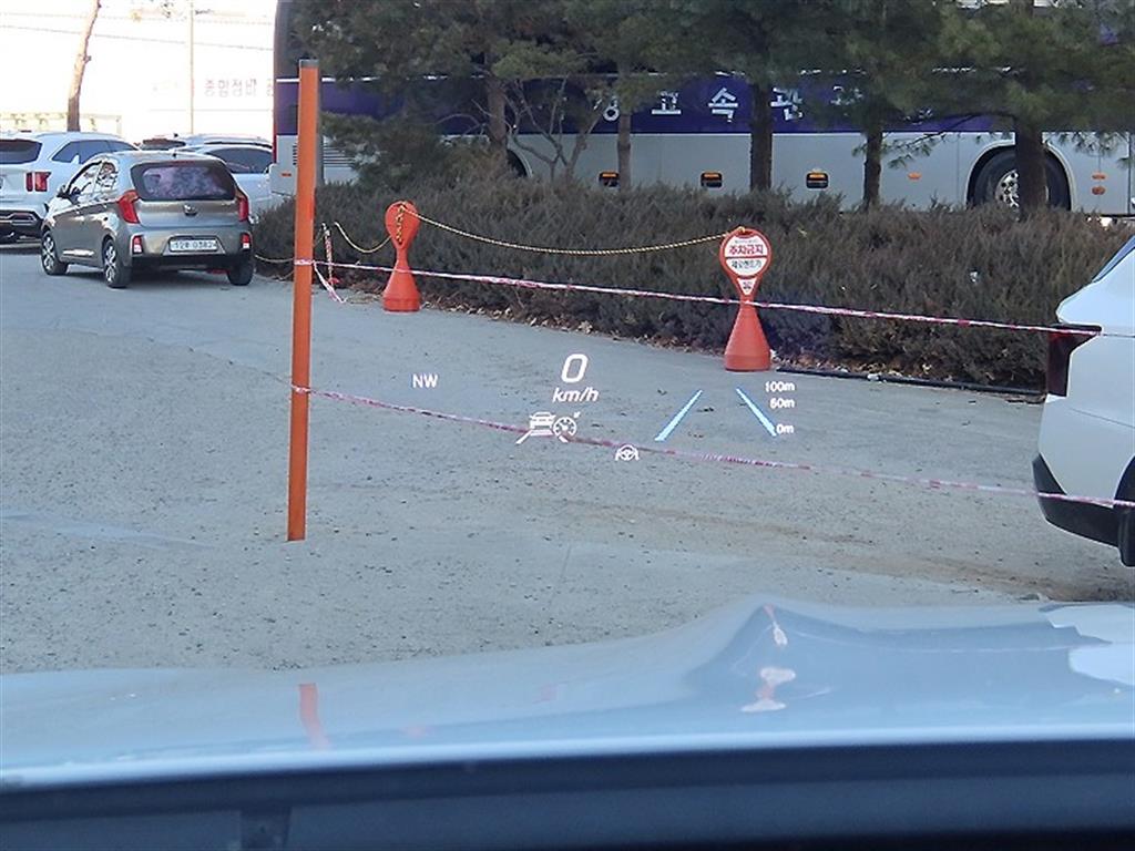 벤츠 GLE클래스(4세대) GLE 400d 4매틱 쿠페 - 이미지 5