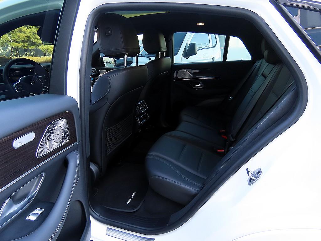 벤츠 GLE클래스(4세대) GLE 400d 4매틱 쿠페 - 이미지 9