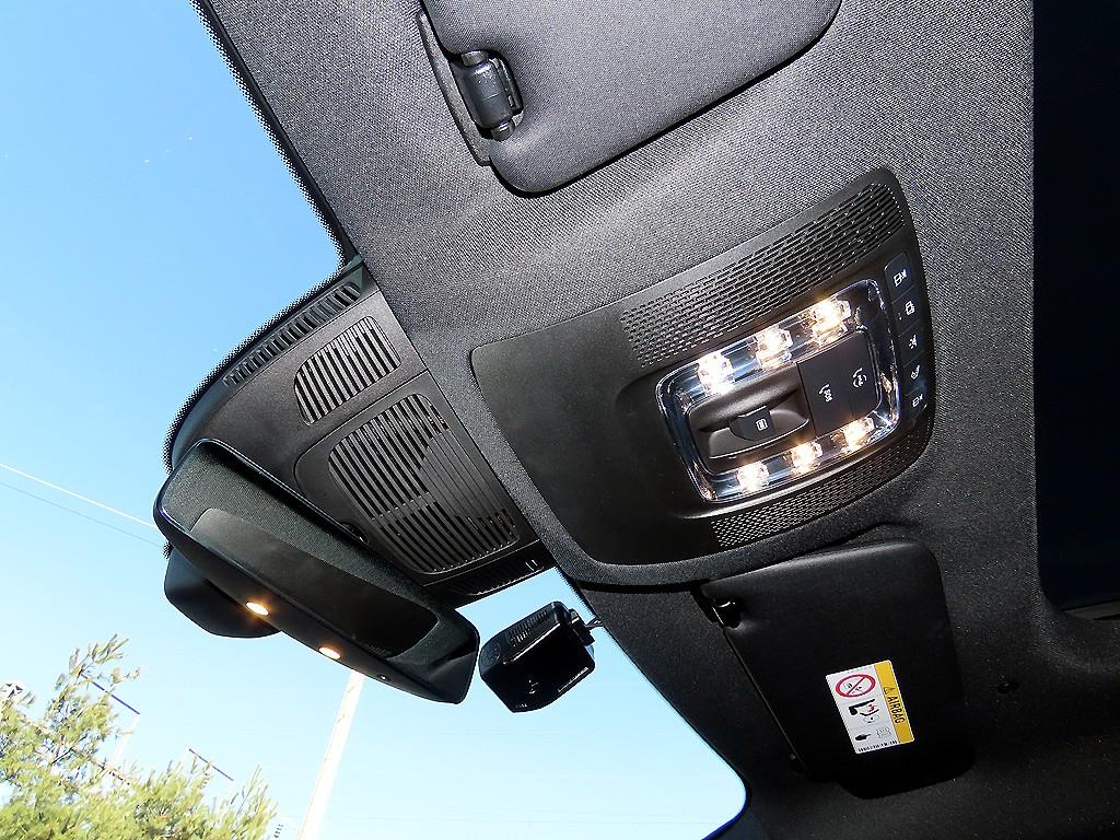 벤츠 GLE클래스(4세대) GLE 400d 4매틱 쿠페 - 이미지 7