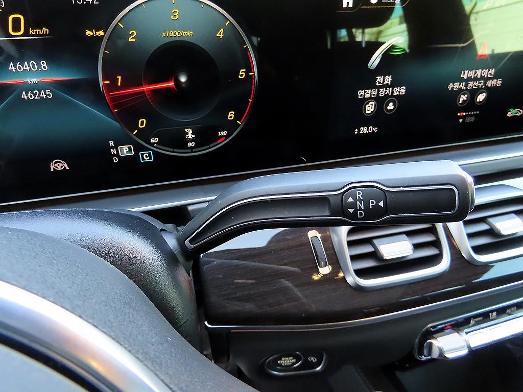 벤츠 GLE클래스(4세대) GLE 400d 4매틱 쿠페 - 이미지 16