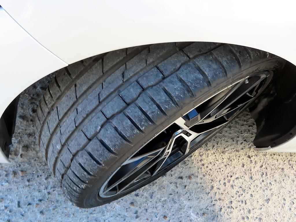 BMW 8시리즈(2세대) 쿠페 840i xDrive M스포츠 퍼스트 - 이미지 4