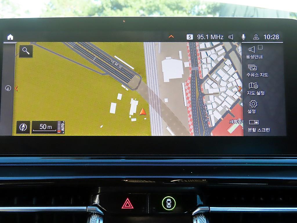 BMW 8시리즈(2세대) 쿠페 840i xDrive M스포츠 퍼스트 - 이미지 9