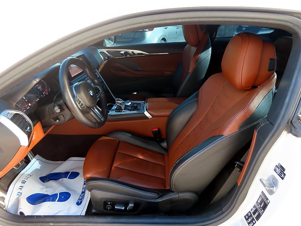 BMW 8시리즈(2세대) 쿠페 840i xDrive M스포츠 퍼스트 - 이미지 10