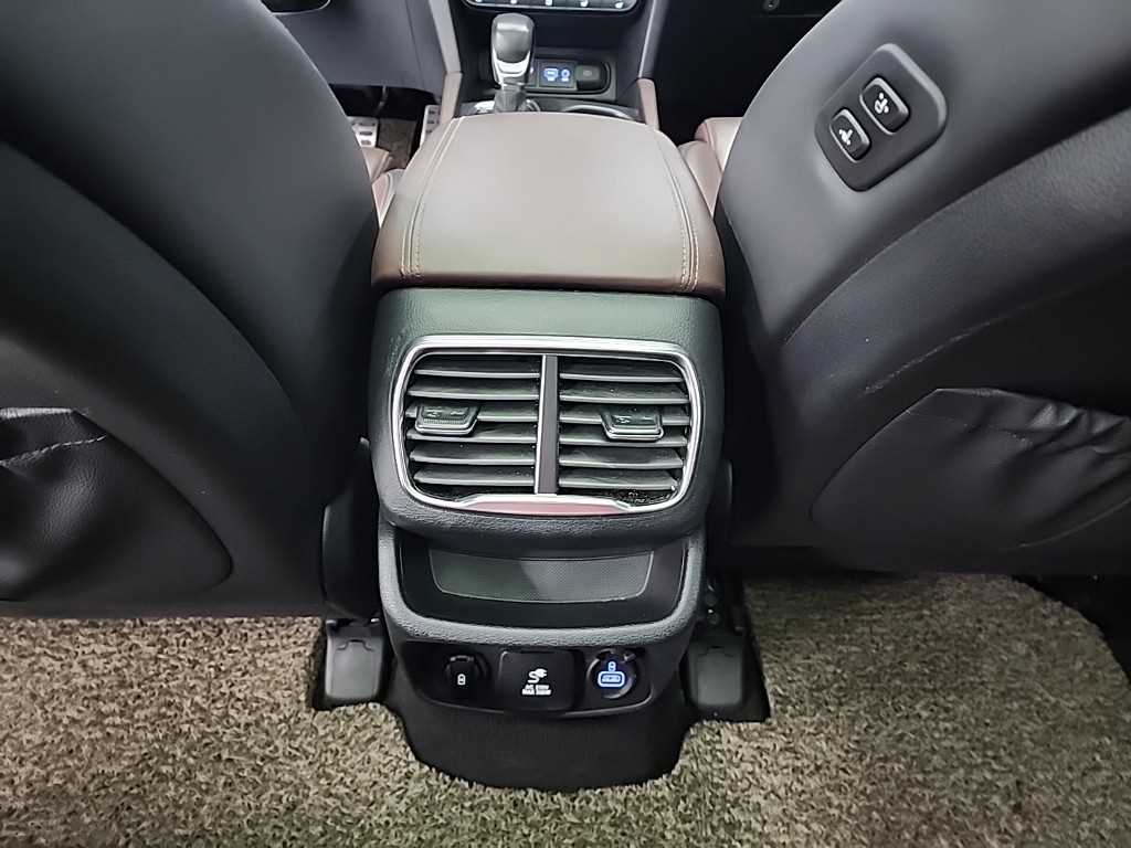 현대 싼타페(TM) R2.2 4WD 인스퍼레이션 - 이미지 17