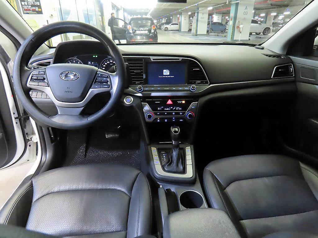 현대 아반떼AD 1.6 GDi 모던 스페셜 - 이미지 11