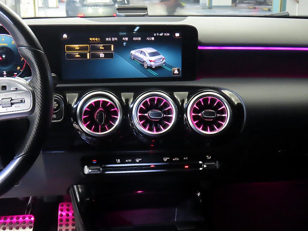 벤츠 A클래스(4세대) A250 4매틱 세단 - 이미지 10