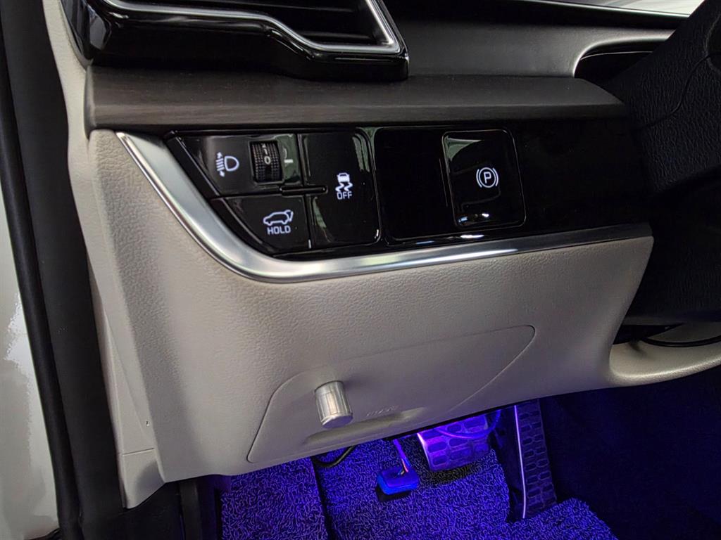 기아 디 올뉴스포티지 1.6 가솔린 2WD 시그니처 그래비티 - 이미지 8