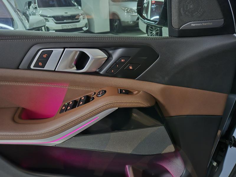 BMW X5(4세대) 40i xDrive M 스포츠팩 - 이미지 14
