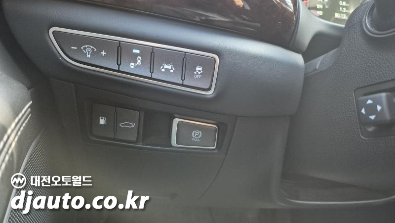 제네시스 EQ900 3.8 GDi AWD 프리미엄 럭셔리 - 이미지 12