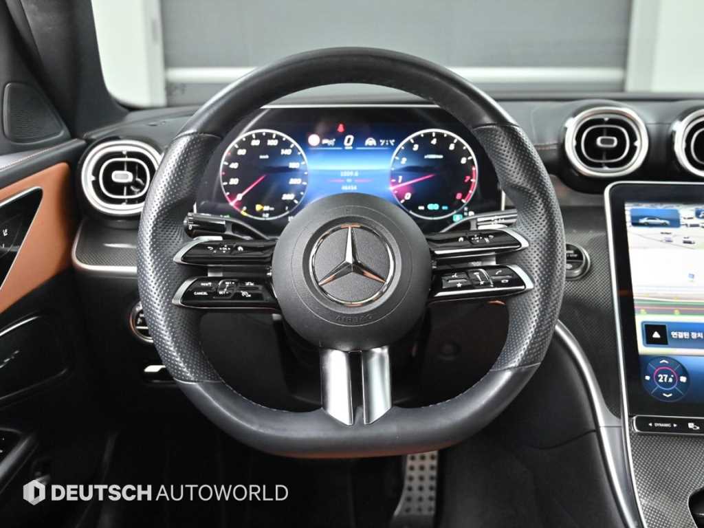 벤츠 C클래스(5세대) C300 AMG 라인 - 이미지 12