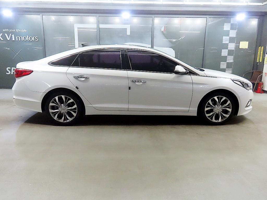 현대 LF쏘나타 2.4 GDi 익스클루시브 - 이미지 15