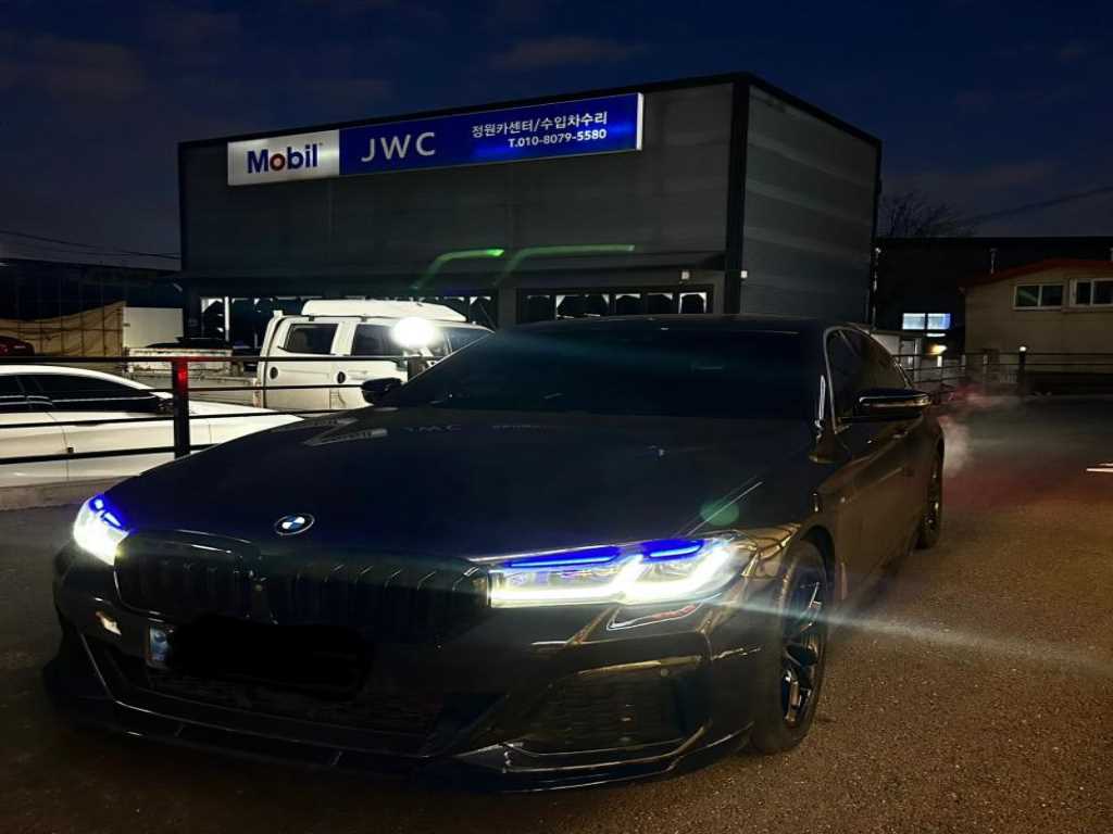 BMW 5시리즈(7세대) 520d xDrive M스포츠팩 플러스 - 이미지 6