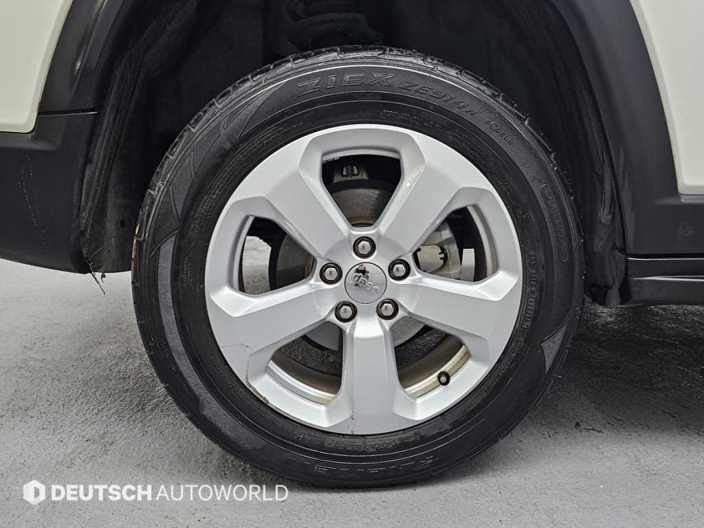 지프 컴패스(MP) 2.4 AWD 론지튜드 - 이미지 14