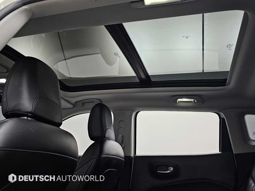 지프 컴패스(MP) 2.4 AWD 론지튜드 - 이미지 19