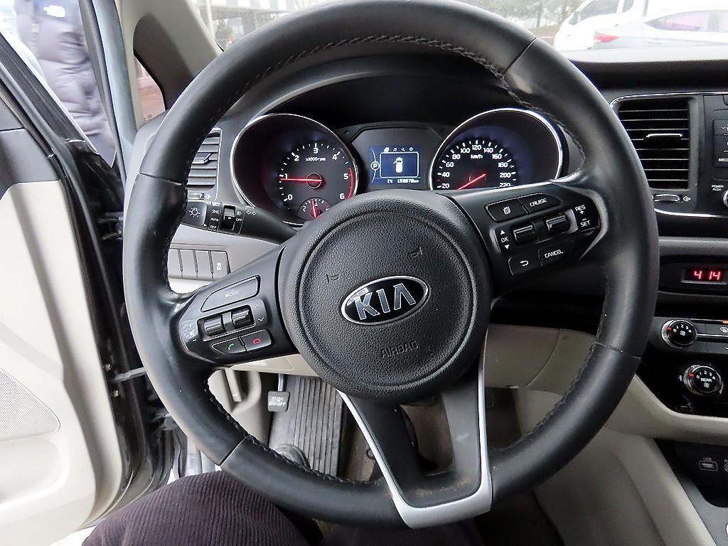 기아 올 뉴카니발 9인승 디젤 럭셔리 - 이미지 12