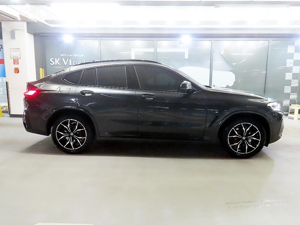 BMW X4(2세대) 20i xDrive M스포츠 프로 - 이미지 12