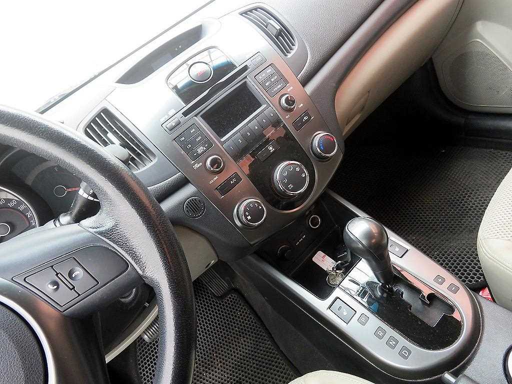 기아 포르테 1.6 CVVT Si - 이미지 3