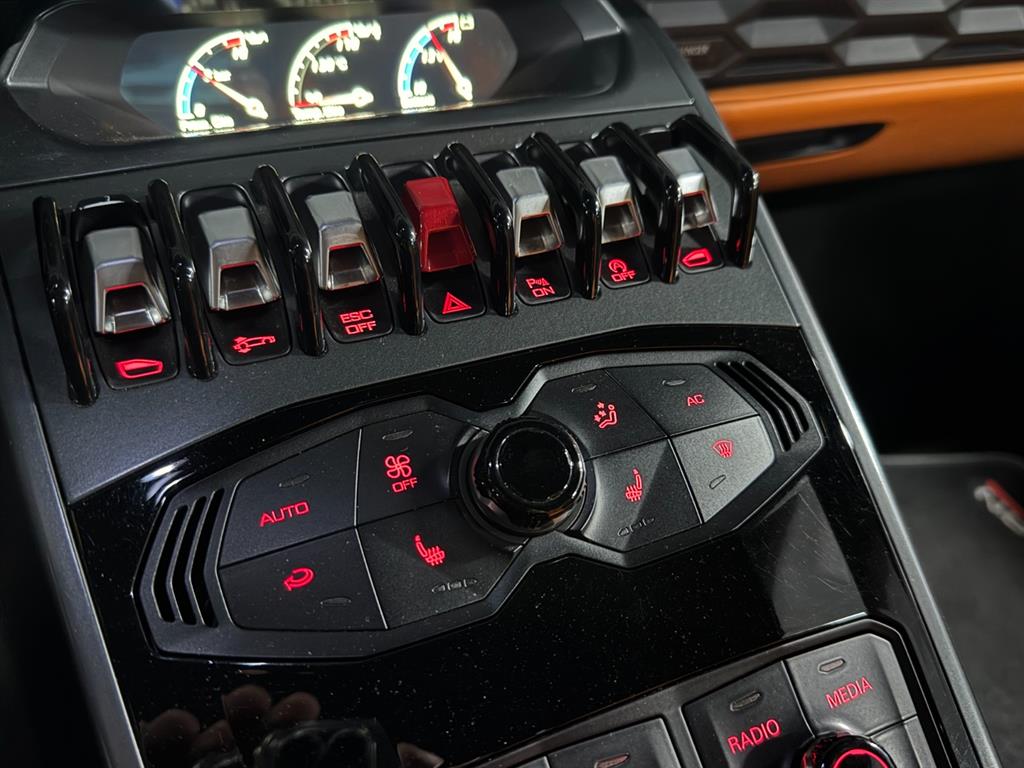 람보르기니 우라칸 LP610-4 - 이미지 7