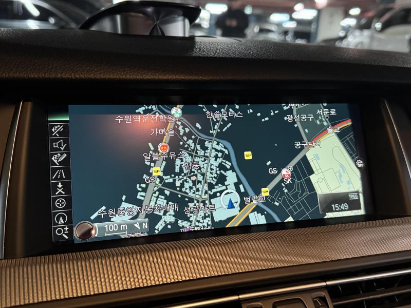 BMW M5(5세대) M5 - 이미지 11