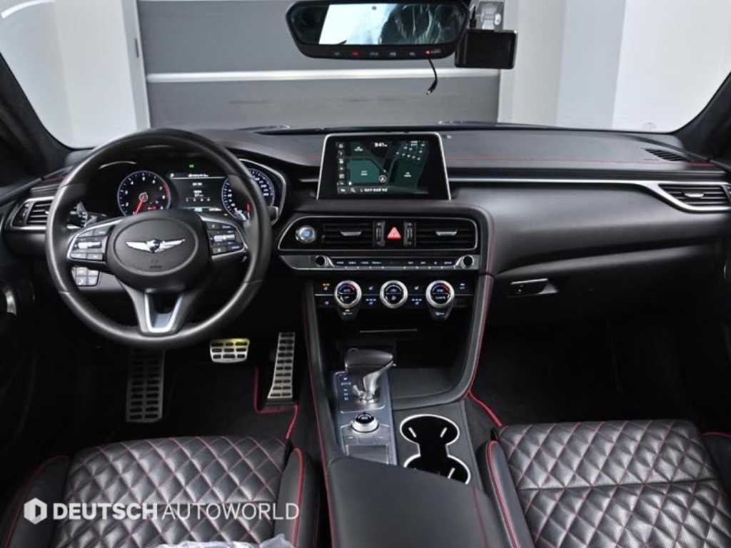 제네시스 G70 2.0T AWD 스포츠 패키지