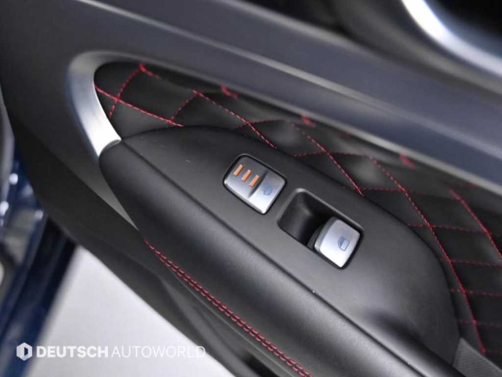 제네시스 G70 2.0T AWD 스포츠 패키지 - 이미지 8