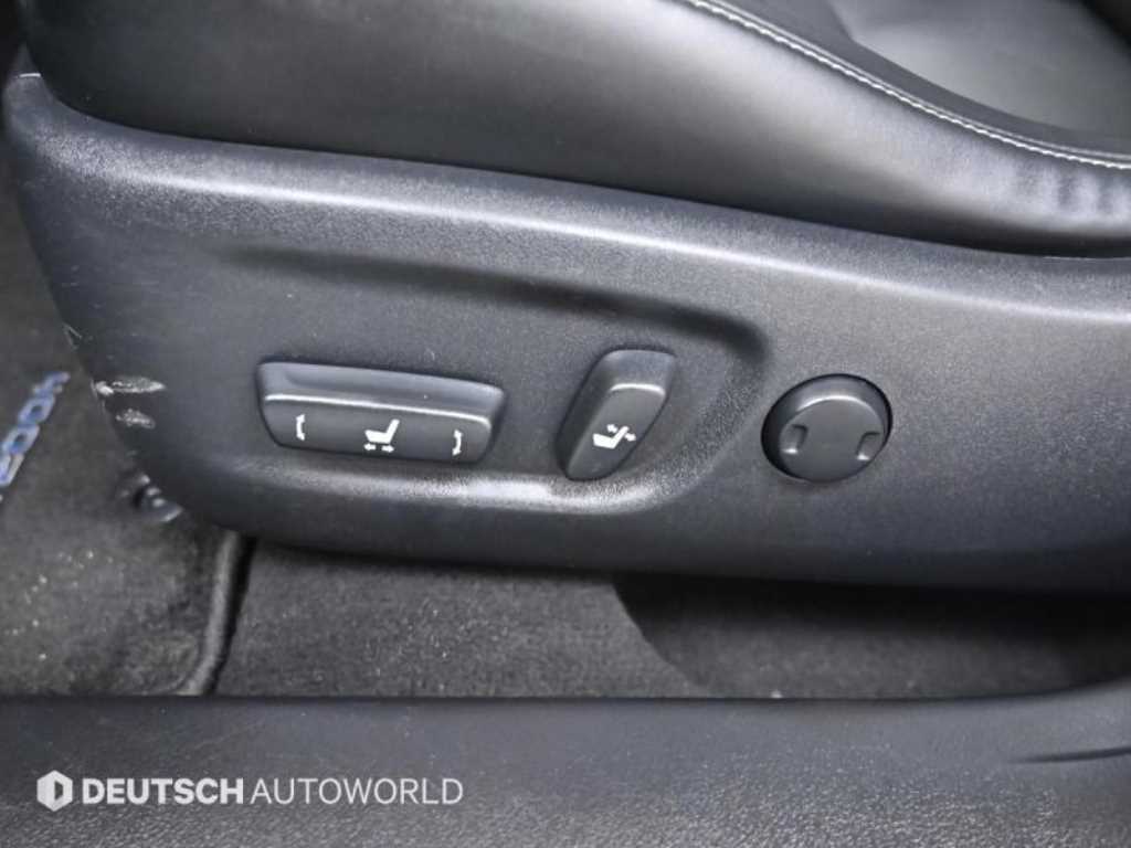 렉서스 CT 200h - 이미지 9