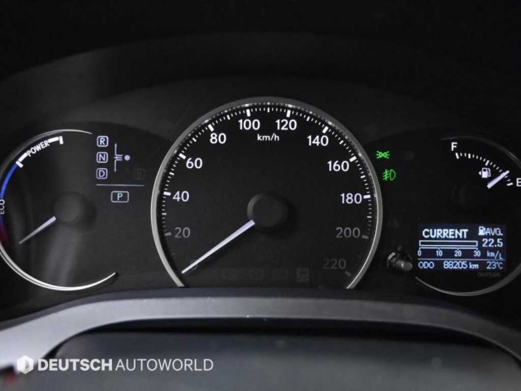 렉서스 CT 200h - 이미지 17