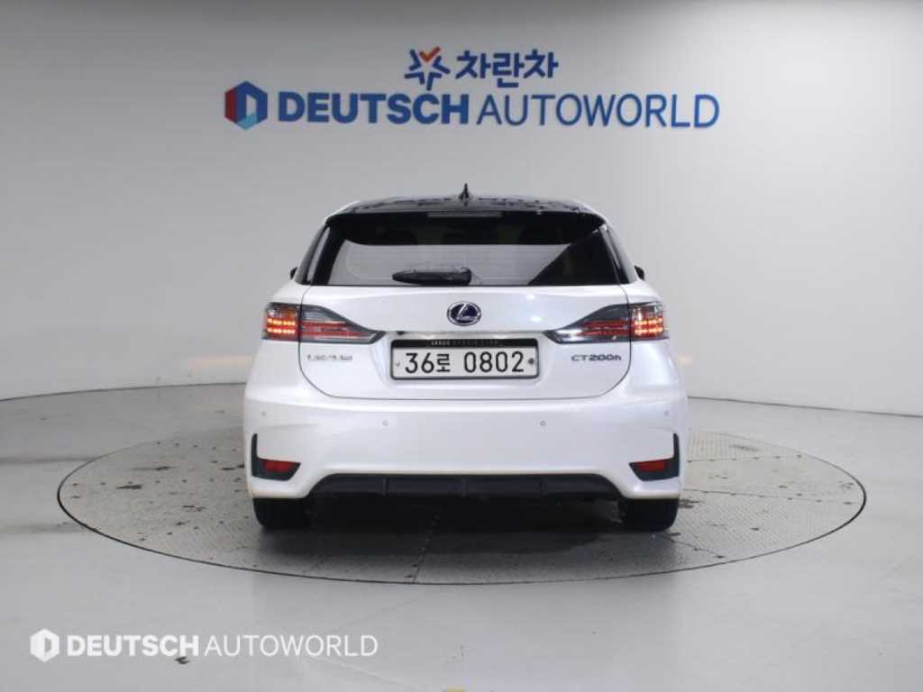 렉서스 CT 200h - 이미지 6