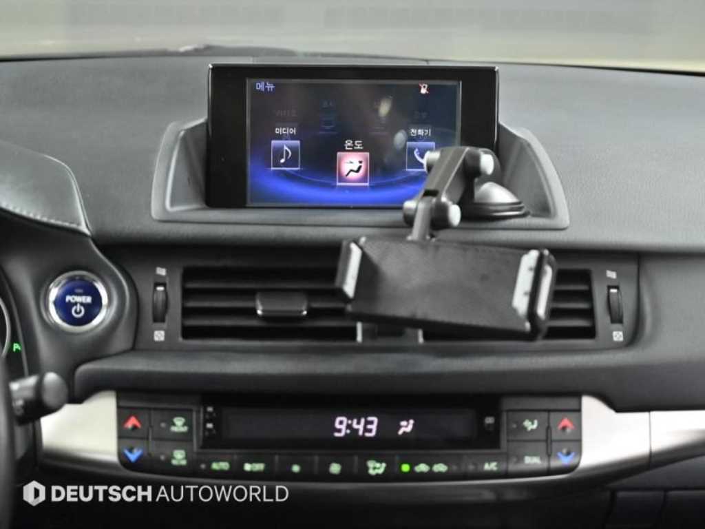 렉서스 CT 200h - 이미지 7