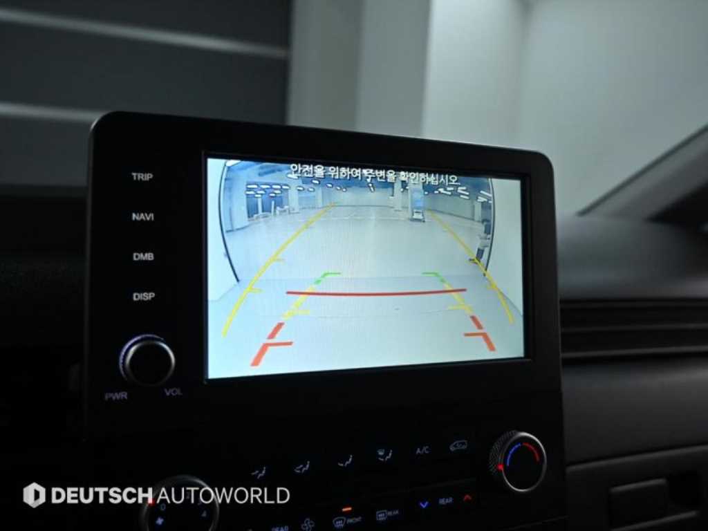 현대 스타리아 3.5 LPG 투어러 9인승 모던 - 이미지 12