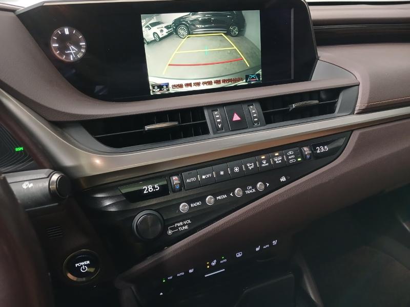 렉서스 ES(7세대) 300h 럭셔리 - 이미지 5