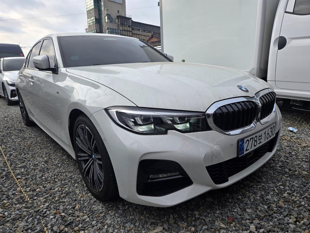 BMW 3시리즈(7세대) 320d M 스포츠팩 - 이미지 14