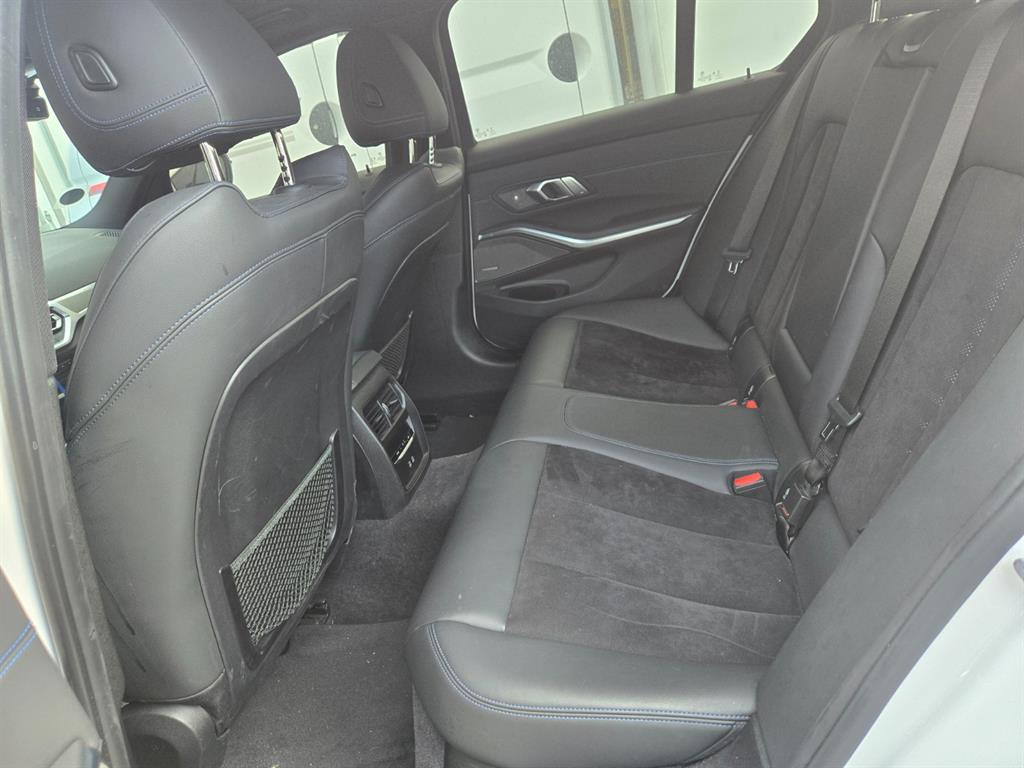 BMW 3시리즈(7세대) 320d M 스포츠팩 - 이미지 9