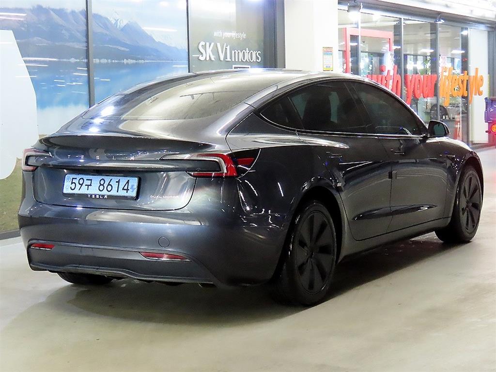 테슬라 모델 3 AWD 롱 레인지 - 이미지 18