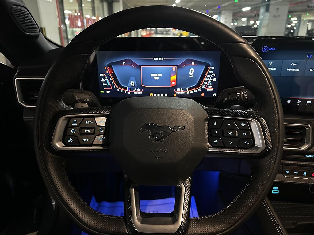 포드 머스탱(7세대) 쿠페 5.0 GT 프리미엄 - 이미지 12