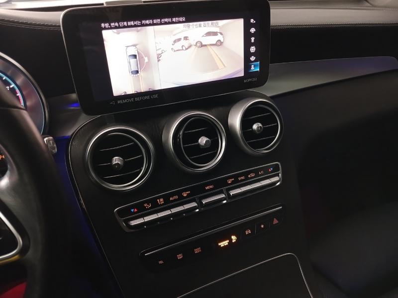 벤츠 GLC클래스 GLC 300 4매틱 쿠페 - 이미지 7