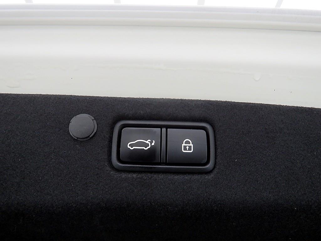 현대 더 뉴그랜저IG 가솔린 2.5 프리미엄 초이스 - 이미지 11