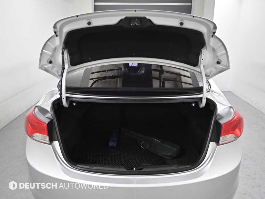 현대 아반떼MD M16 GDi 럭셔리 - 이미지 6