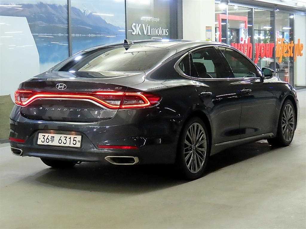 현대 그랜저IG 3.3 GDi 셀리브리티 - 이미지 15