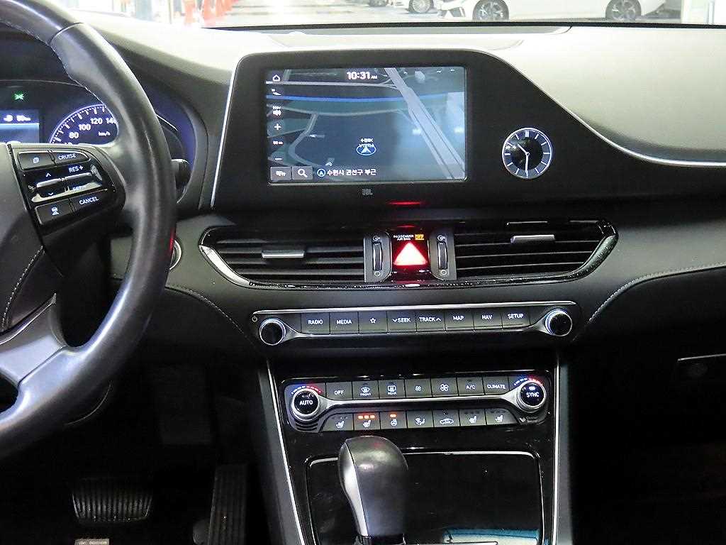 현대 그랜저IG 3.3 GDi 셀리브리티 - 이미지 3