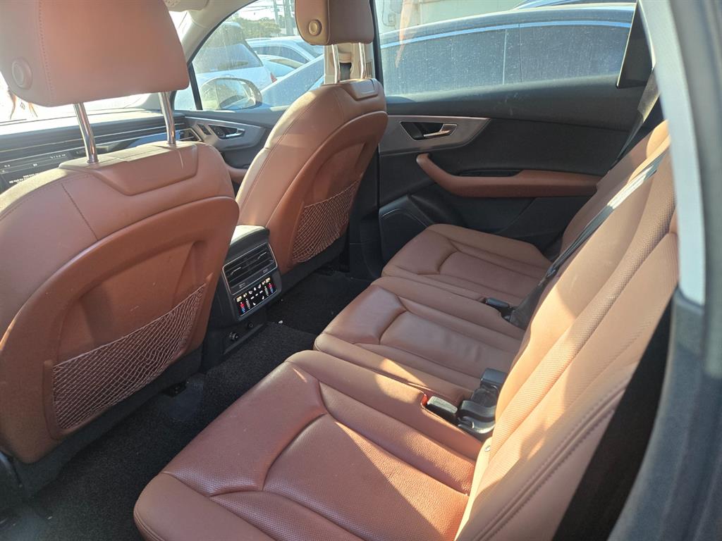 아우디 Q7(2세대) 45 TDI 콰트로 - 이미지 12