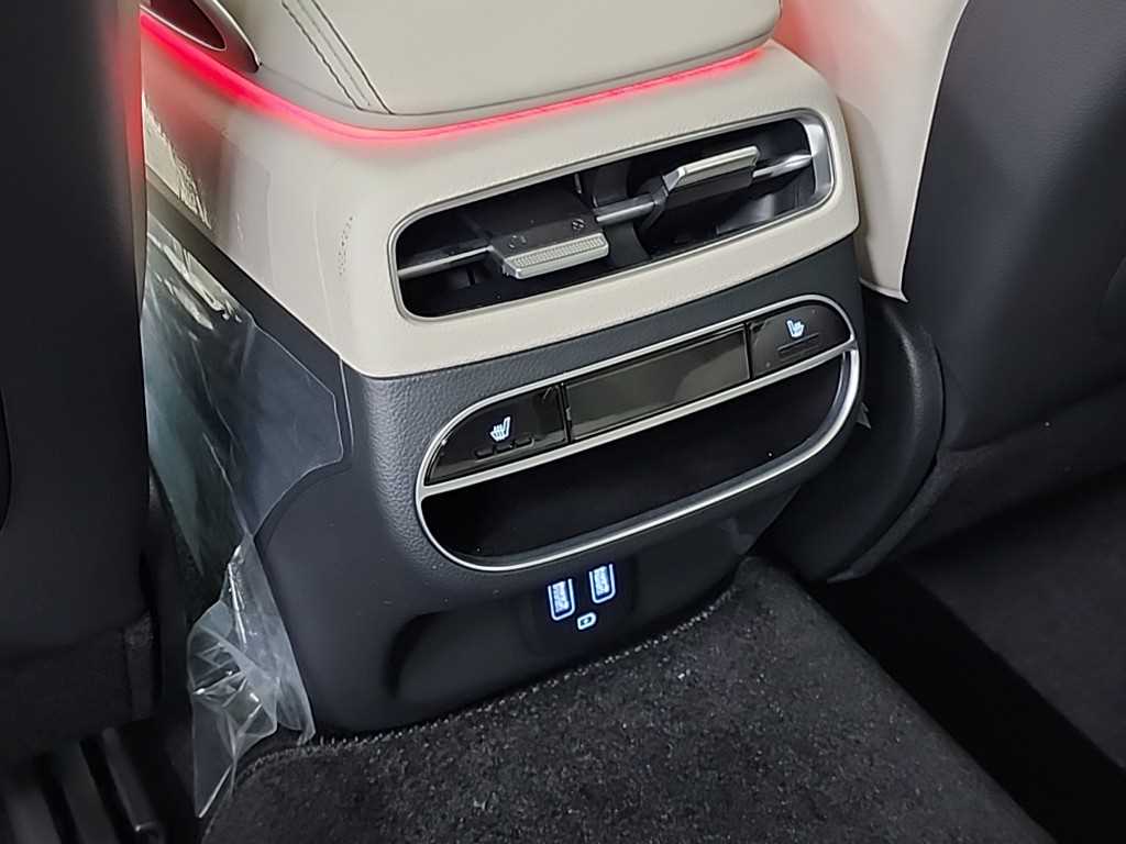 제네시스 GV70 2.5T AWD 기본형 - 이미지 6