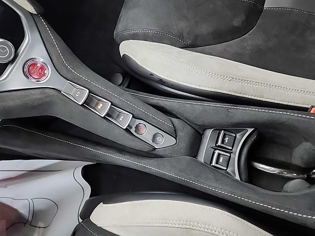 맥라렌 750S 4.0 V8 Spyder - 이미지 17