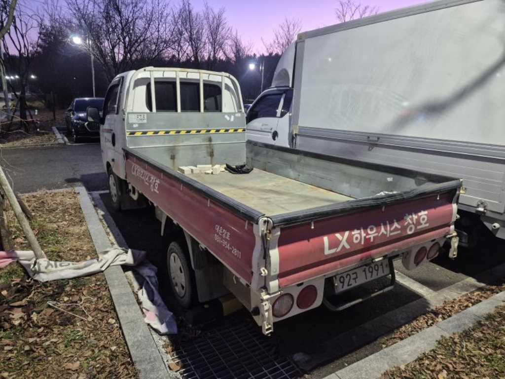 기아 더 뉴봉고Ⅲ화물 1톤 킹캡 초장축 L - 이미지 4