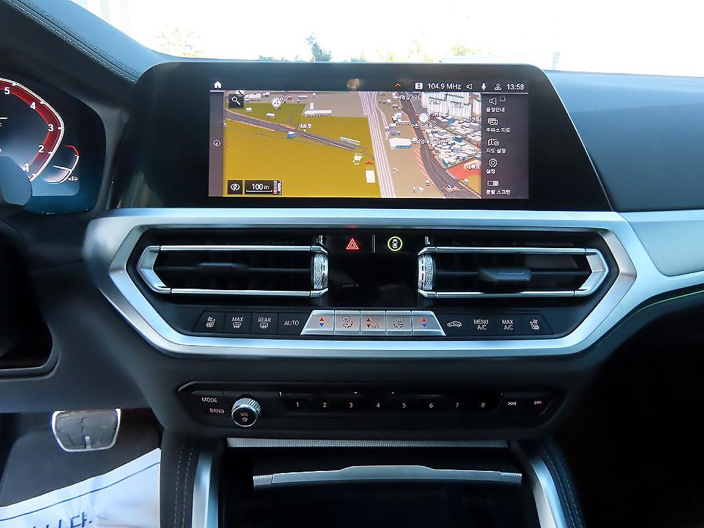 BMW 4시리즈(2세대) 컨버터블 420i M 스포츠팩 - 이미지 3