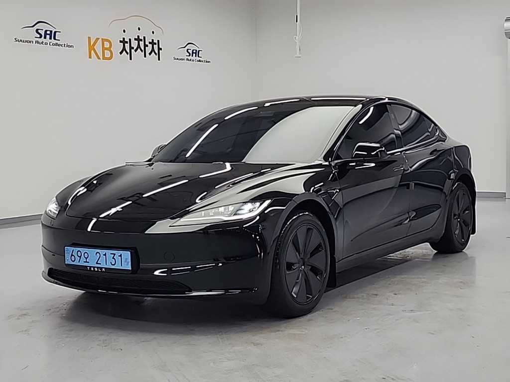 테슬라 모델 3 AWD 롱 레인지 - 이미지 2