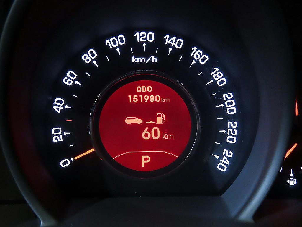 기아 스포티지 R 디젤 R2.0 4WD TLX 최고급형 - 이미지 3