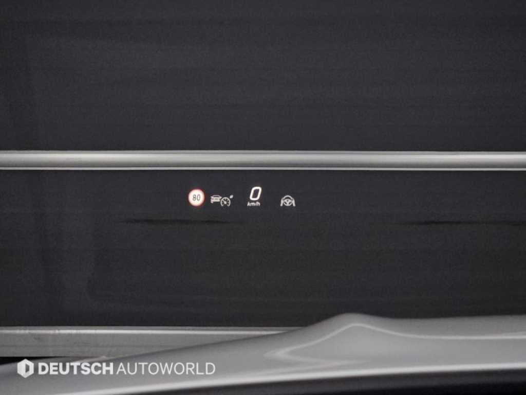 벤츠 C클래스(5세대) C300 AMG 라인 - 이미지 5