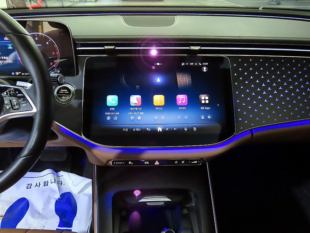 벤츠 E클래스(6세대) E220d 4매틱 익스클루시브 - 이미지 3